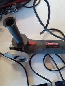 lot 1404 image: Craftsman 4 inch angle grinder