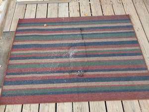 lot 3016 image: Deck rug 40 x 56 in