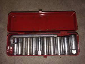 lot 1500 image: Craftsman socket set in case