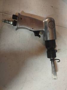 lot 1509 image: Pneumatic hammer