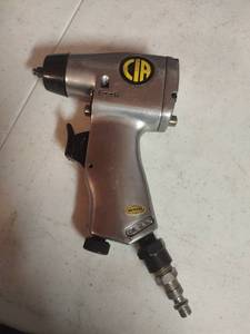 lot 1510 image: Columbia International Air 14 air wrench