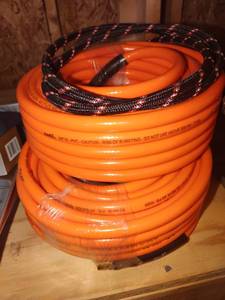 lot 1541 image: Amflo air hoses