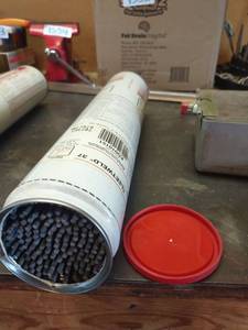 lot 1565 image: Fleetweld 37 weld rods