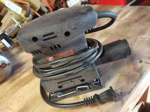 lot 1575 image: Drill Master hand orbital sander