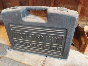 lot 1587 image: Craftsman empty tool case