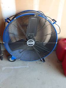 lot 2004 image: Flow Pro high velocity air circulator
