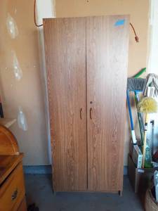 lot 2018 image: 72 x 30 x 16. Storage cabinet