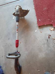 lot 2020 image: Craftsman weed eater. No battery. No charger