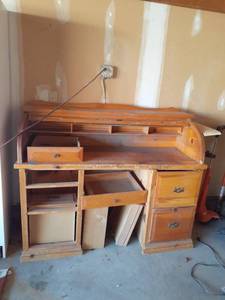 lot 2024 image: Roll Top desk. Needs to be restored. 45 x 61 x 22