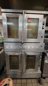 lot 2860 image: Commercial Blodgett Double Deck Natural Gas Oven (#070808X90281)