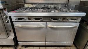 lot 2861 image: Eight Burner Gas Range Stove W (2) Two Ovens&nbsp