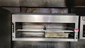 lot 2871 image: 47in Natural Gas Food Warmer