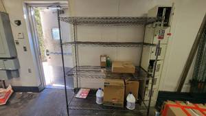 lot 2886 image: 4-Tier Metro Rack