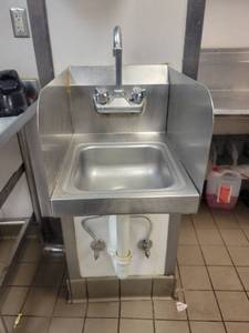 lot 15584 image: Wash Sink with Splash Guard