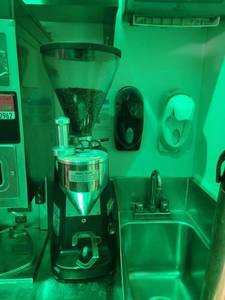 lot 2963 image: Mazzer Luigi Sri Model Super Jolly Electronic Expresso Machine (1512613)