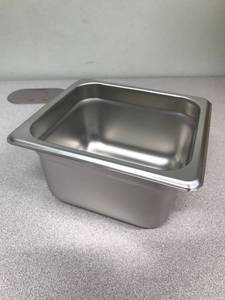 lot 36212 image: NSF 4in sixth-size food pan