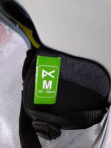 lot 11560 image: Anon snowboarding helmet