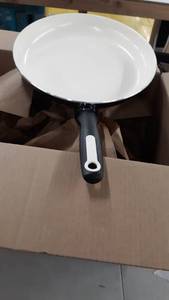 lot 16693 image: 12 inch Black Green pan Skillet