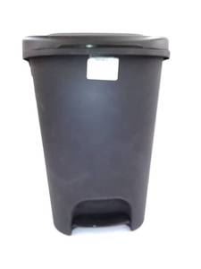 lot 19508 image: Trash Can Black