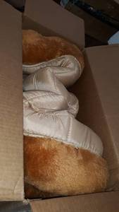 lot 39967 image: Dog Bed