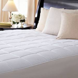 lot 2644 image: Premium Diamond Quilted Heated Mattress Pad, Full - Fits Mattress up to 21 Deep