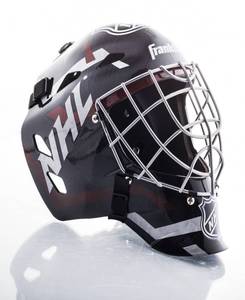 lot 6193 image: Franklin Sports GFM 1500 NHL Goalie Face Mask