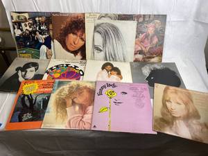 lot 7587 image: Lot of Classic Vintage Vinyl Records - See Pics for Artists - WOW