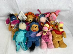 lot 7611 image: Lot of 8 Disney Babies - Various Winnie the Pooh &amp Friends - New w original tags