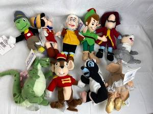 lot 7620 image: Lot of 10 Various Disney Pals - New with Tags - Pinocchio, Robin Hood Dragon and More