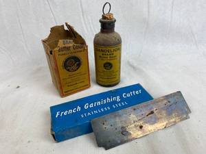 lot 7642 image: Vintage French Garnishing Cutter w Box AND Dandelion Brand Butter Color w original Box