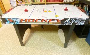 lot 7656 image: Air Hockey Table - Has Paddles and Pucks - Ready to Play Works - See Video