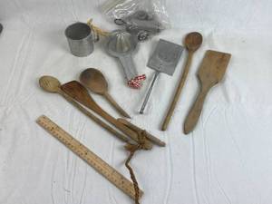 lot 7667 image: Lot of Antique Kitchenware Finds - Very Unique Items Here