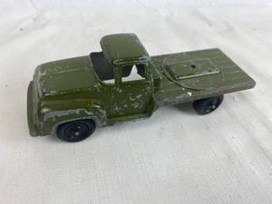 lot 7692 image: Vintage Metal Army Truck Toy