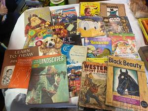 lot 7714 image: Lot of Childrens Books Many are Vintage
