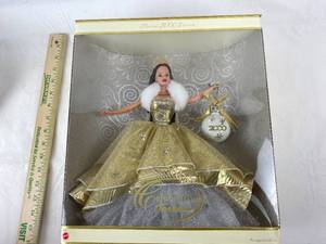 lot 9097 image: Celebration Teresa Barbie Doll - Hallmark 2000 - New in Original Box