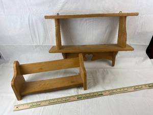 lot 9112 image: Small Table Top Book Shelf and Hanging Figurine Shelf