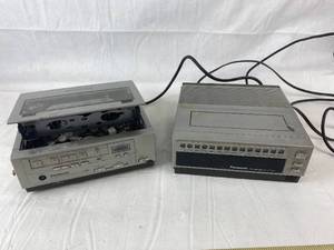 lot 9141 image: Panasonic Programmable TurnerTimer PV-A500 & Panasonic Portable Video Cassette Recorder PV-5000
