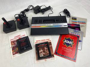 lot 9160 image: Atari 2600 Game Console w Games and Accessories