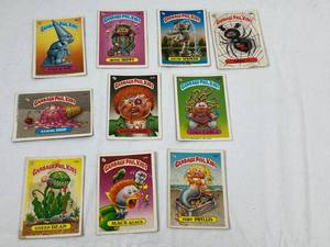 lot 9282 image: Very Highly Collectible Garbage Pail Kids Cards
