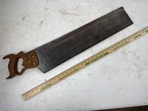lot 6041 image: Vintage Miter 26 Miter Back Saw Tool,  H. Disston & Sons