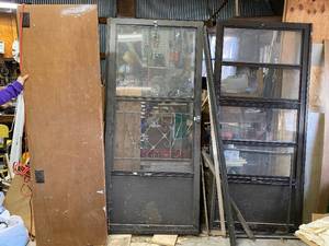 lot 6079 image: Lot of Screen Doors - see pics for measurements