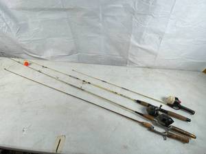 lot 6109 image: Lot of Fishing Poles