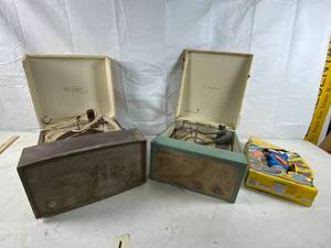 lot 6116 image: Lot of 2 VintageAntique Record Players and a Chalk Toy