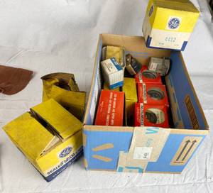 lot 6154 image: Lot of NEW IN BOX-GE Lamps, Instruments, Odometers, Wiper Switch, and more