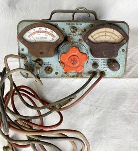lot 6147 image: Vintage D.C. Voltage Tester