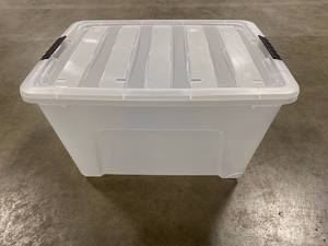 lot 9154 image: Clear Plastic Storage Container 22�x17�x13�