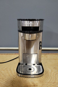 lot 17008 image: Hamilton Beach Scoop Single Serve Coffee Maker, Fast Brewing, Stainless Steel (49981A) Missing Piece On Front