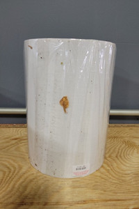 lot 17040 image: Aspen Creative 31261 Transitional Drum (Cylinder) Shaped Spider Construction Lamp Shade in White, 8 wide (8 x 8 x 11)