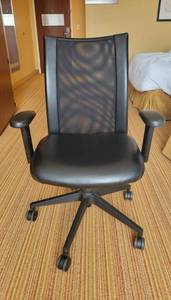 lot 122 image: Black Desk Chair W a Mesh Back