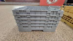 lot 4537 image: Gray Cambro Flute Glass Rack